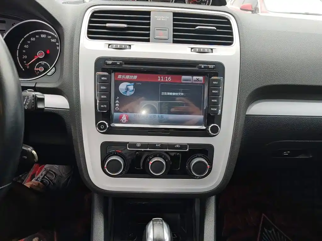 Volkswagen Scirocco — миниатюра 13