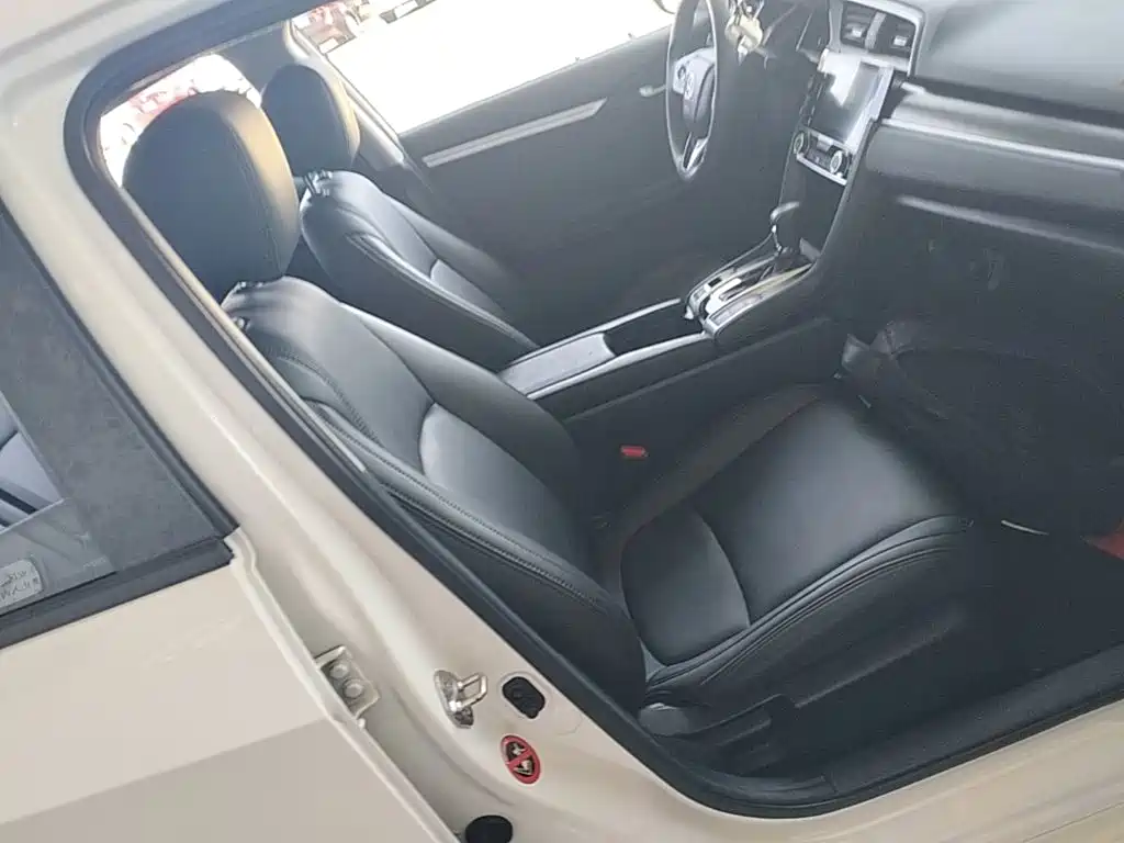 Honda Civic — миниатюра 25