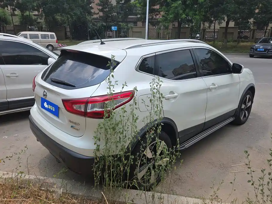 Nissan Qashqai — миниатюра 3