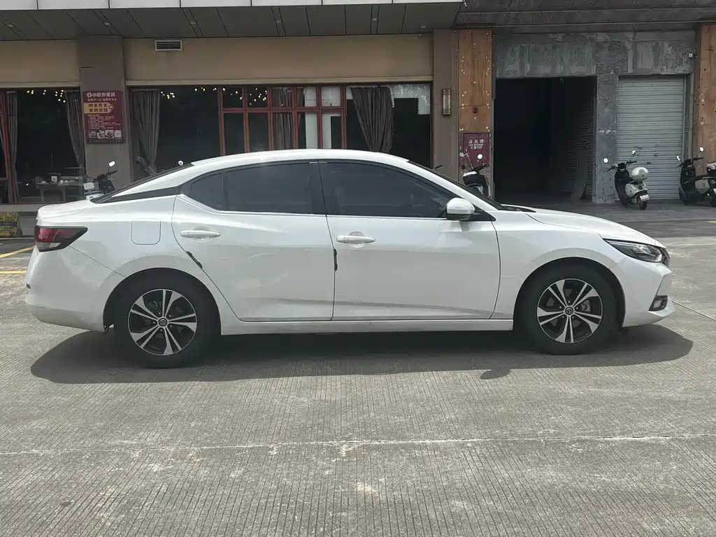 Nissan Sylphy — миниатюра 4