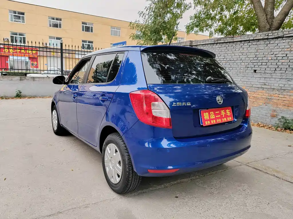 Skoda Fabia — миниатюра 6
