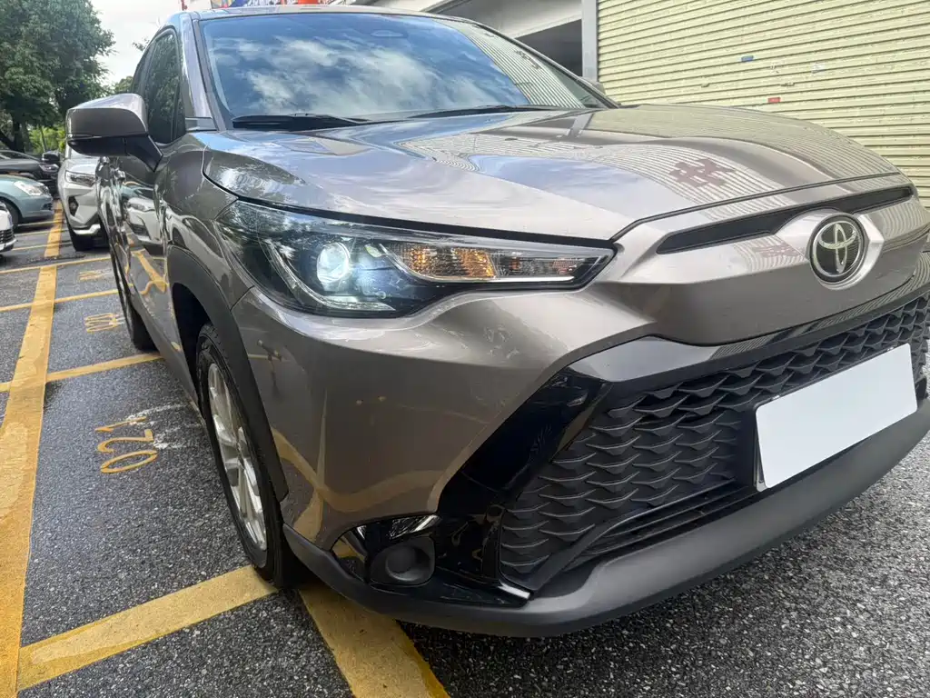 Toyota Frontlander — миниатюра 16