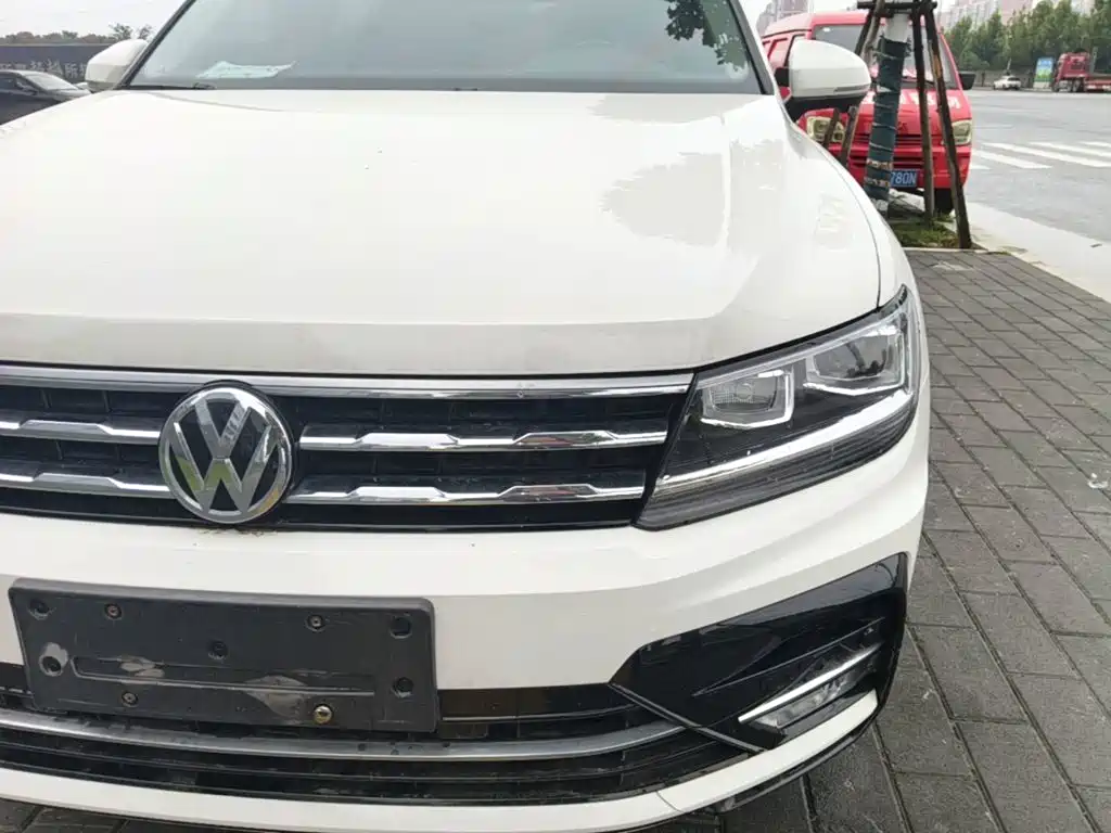 Volkswagen Tiguan L — миниатюра 24