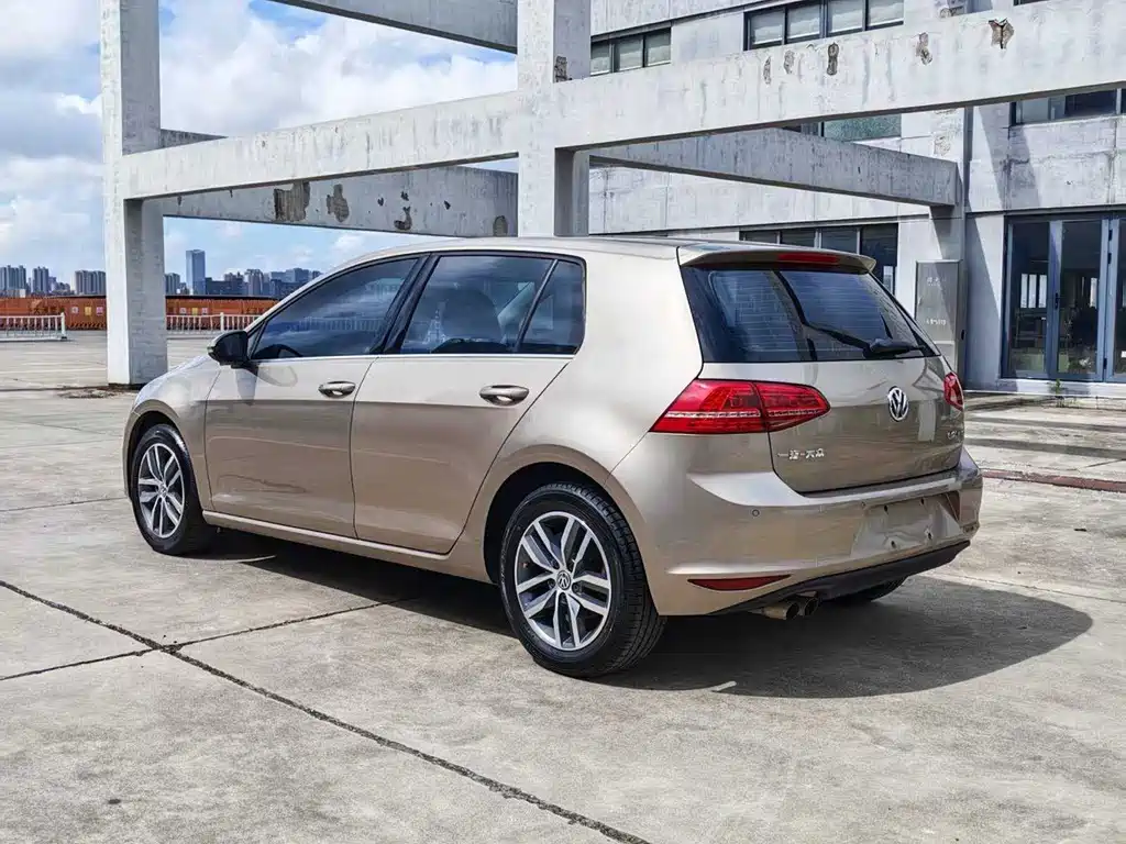 Volkswagen Golf — миниатюра 7