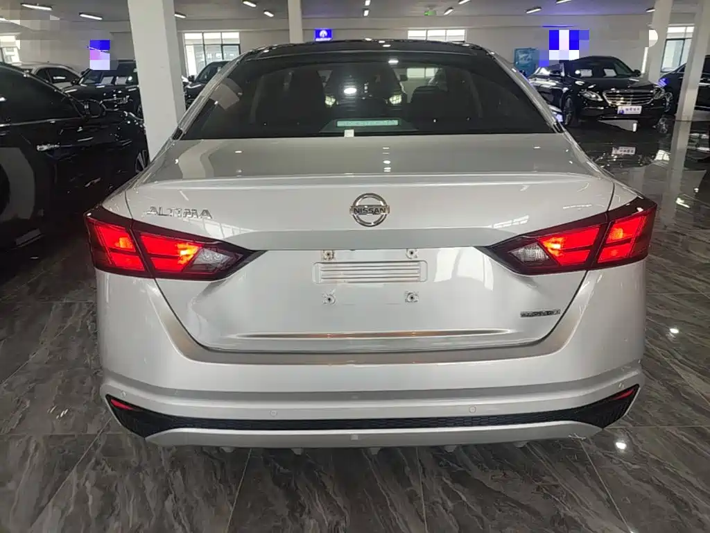 Nissan Teana — миниатюра 6