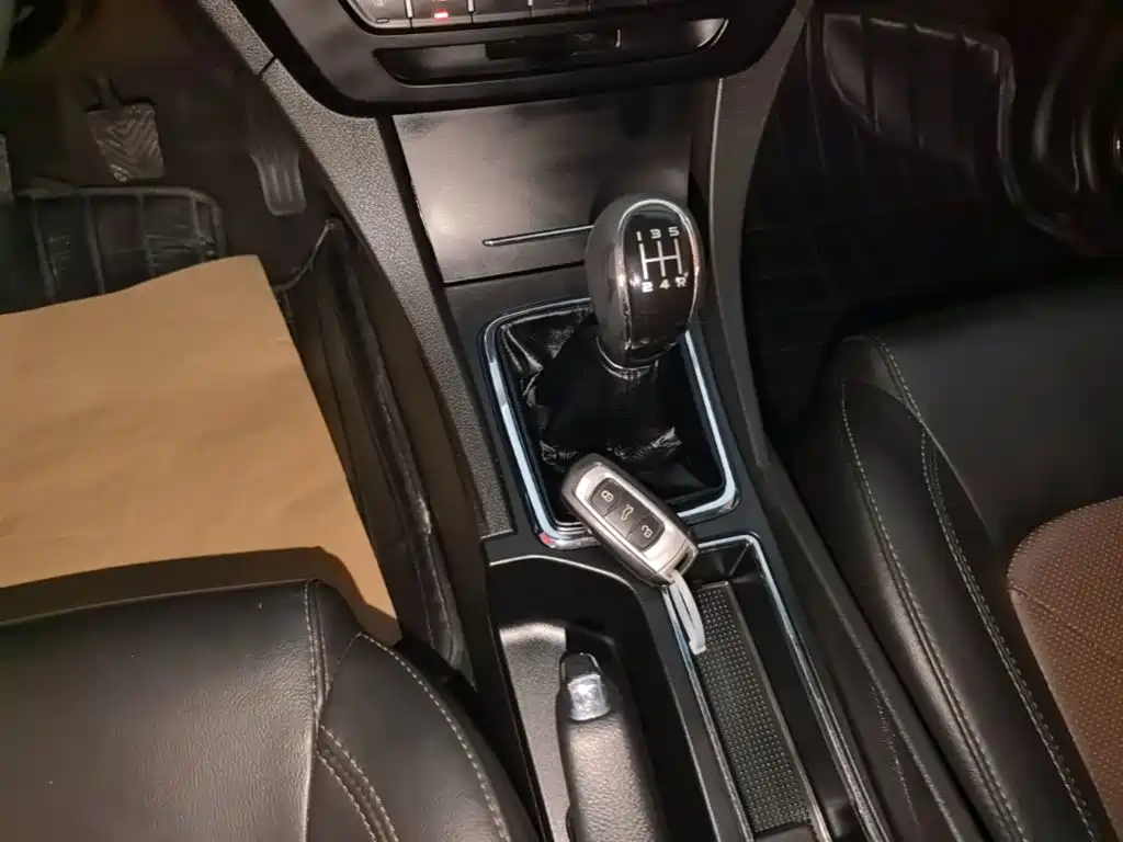 Geely Emgrand — миниатюра 14