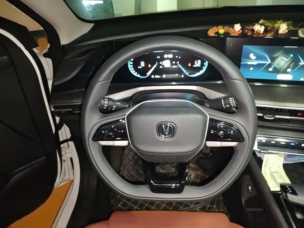 Changan Eado 2025 PLUS 1.4T DCT