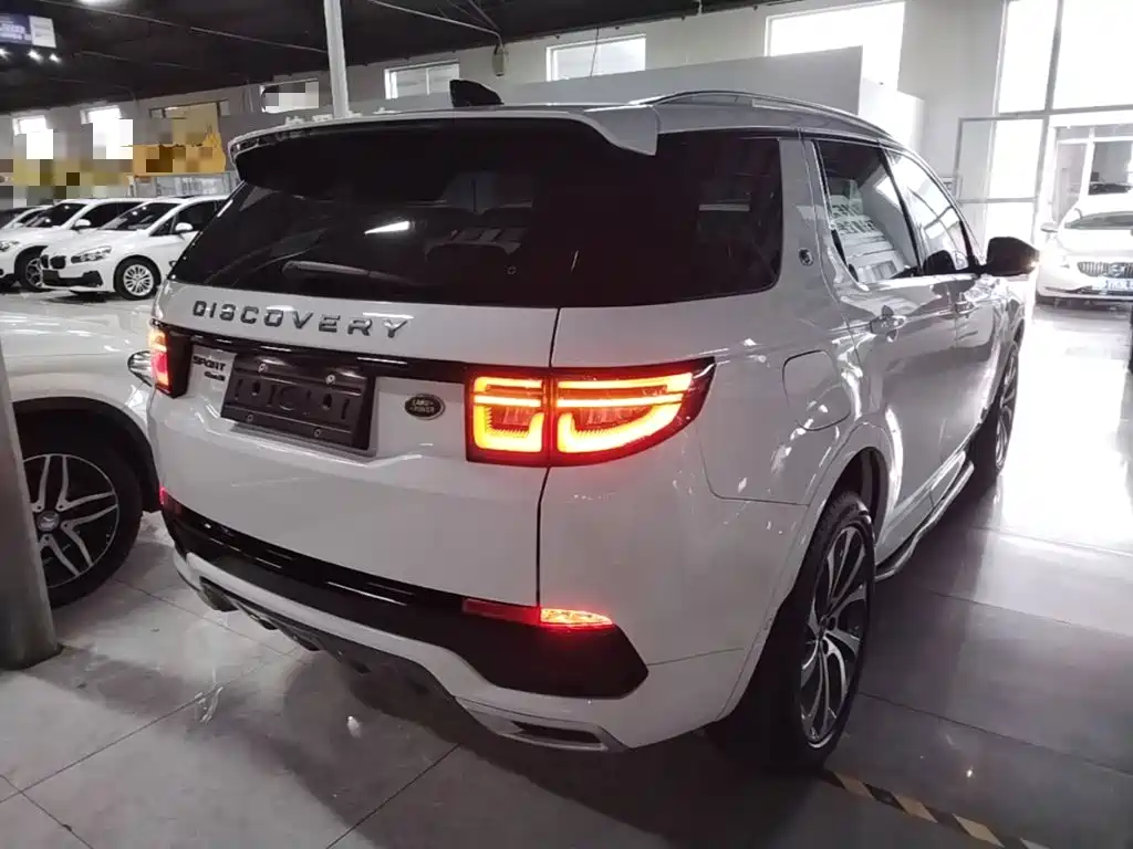 Land Rover Discovery Sport — миниатюра 7