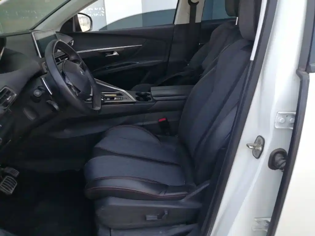 Peugeot 4008 — миниатюра 15