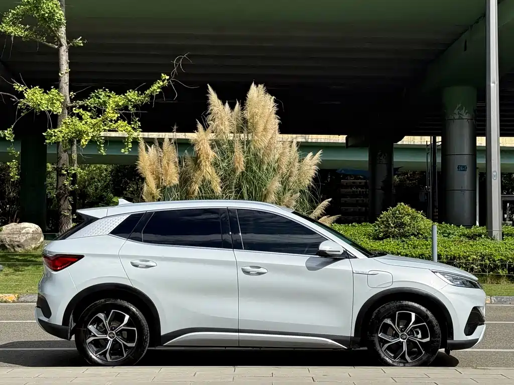 BYD Yuan Plus — миниатюра 5