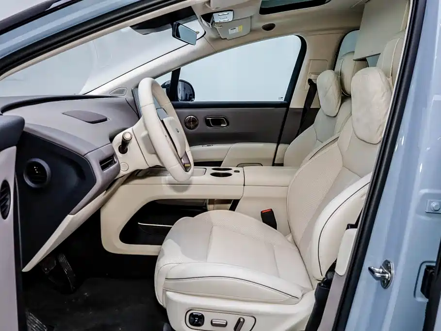Li Auto Li i8 — миниатюра 8