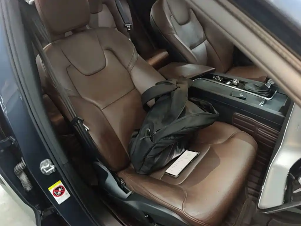 Volvo XC60 — миниатюра 25