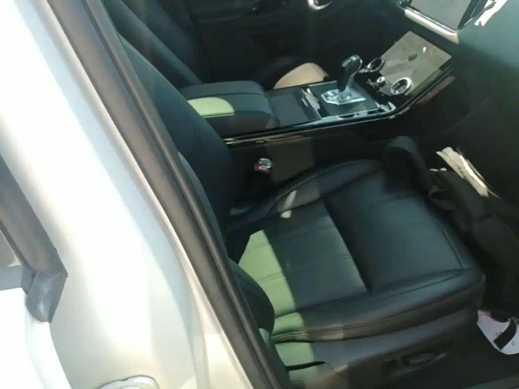 Land Rover Evoque — миниатюра 25