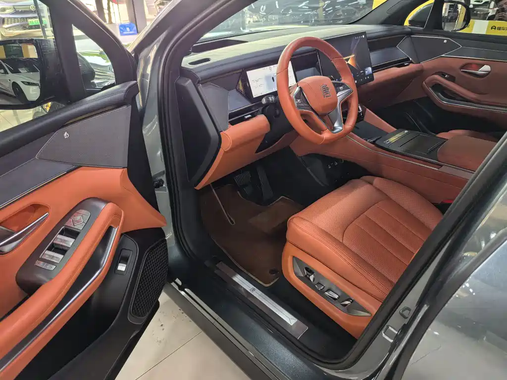 BYD Tang L L 2025 EV 600KM Flagship