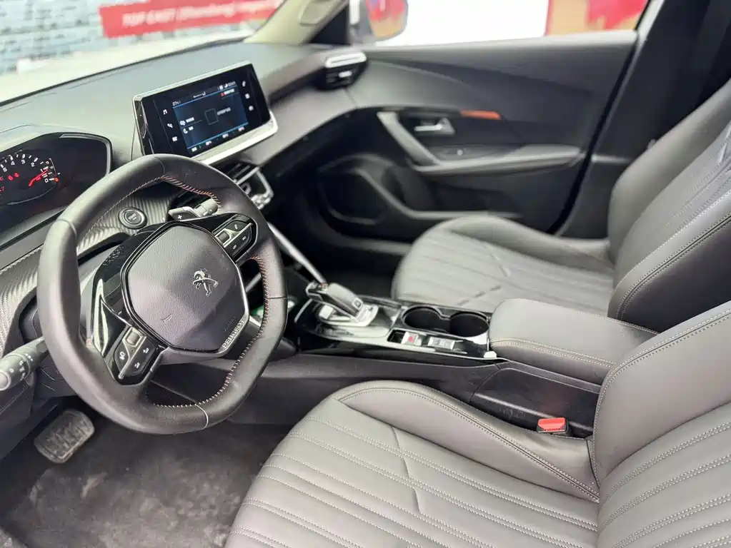 Peugeot 2008 — миниатюра 11