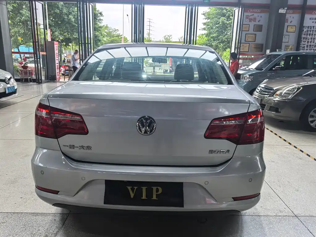 Volkswagen Bora 1.6L Auto Comfort Type, фото 5