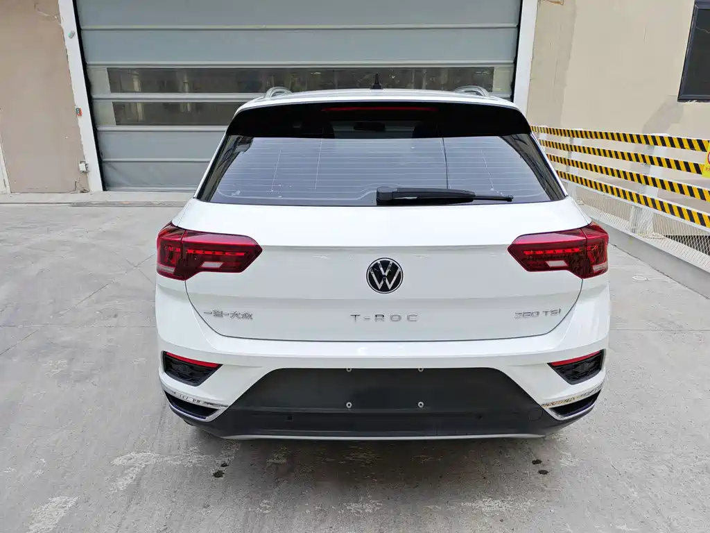 Volkswagen T-Roc — миниатюра 8