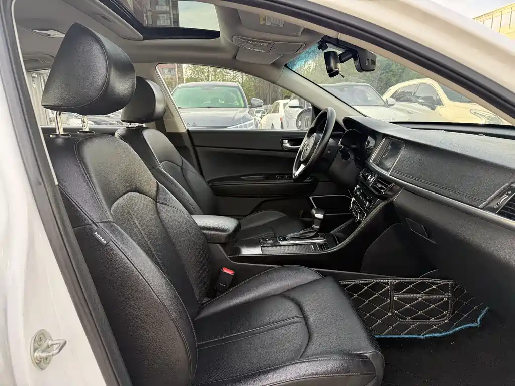 Kia K5 2018 2.0L Smart