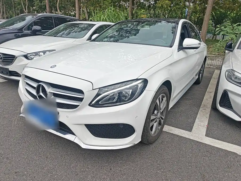 Mercedes-Benz C-Class — миниатюра 2