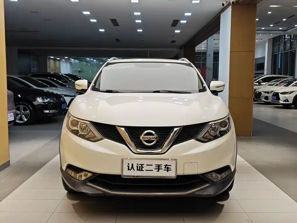 Nissan Qashqai 2017 2.0L CVT Smart V
