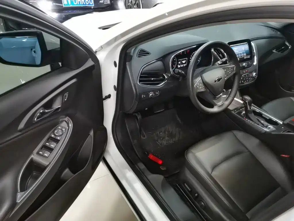 Chevrolet Malibu XL — миниатюра 16