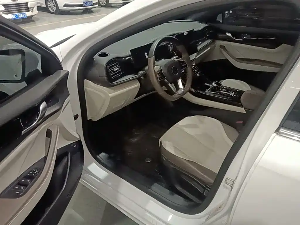 BYD Qin PLUS — миниатюра 16