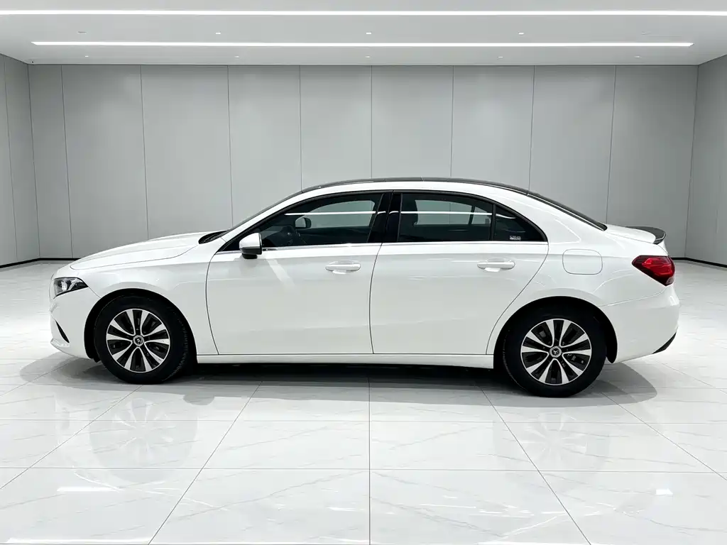 Mercedes-Benz A-Class — миниатюра 4