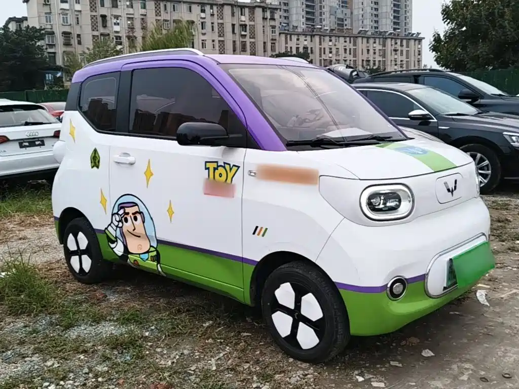 Wuling MINIEV — миниатюра 4
