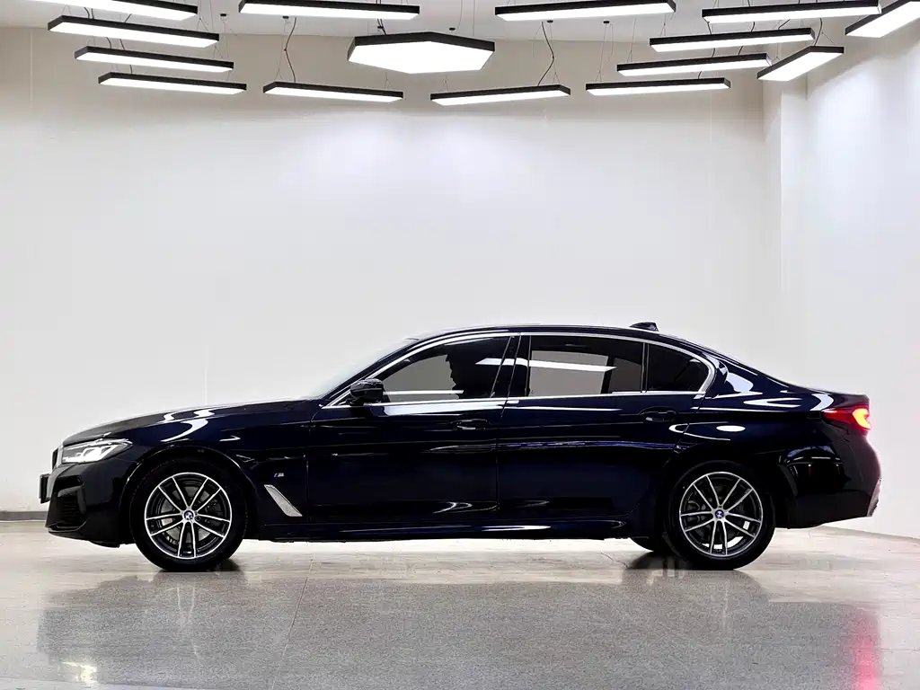 BMW 5 Series 5 2022 525Li M Sport
