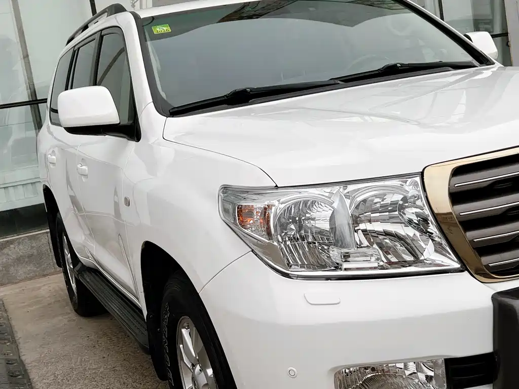 Toyota Land Cruiser 2010 4.7L AT VX