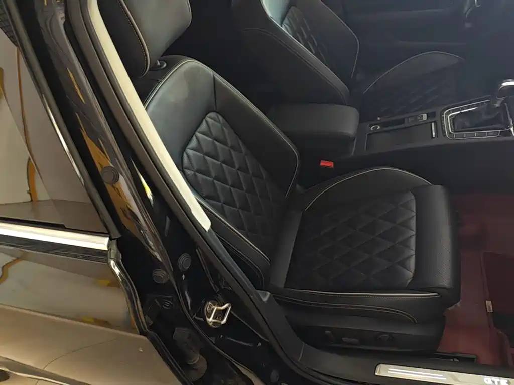 Volkswagen Magotan PHEV — миниатюра 25