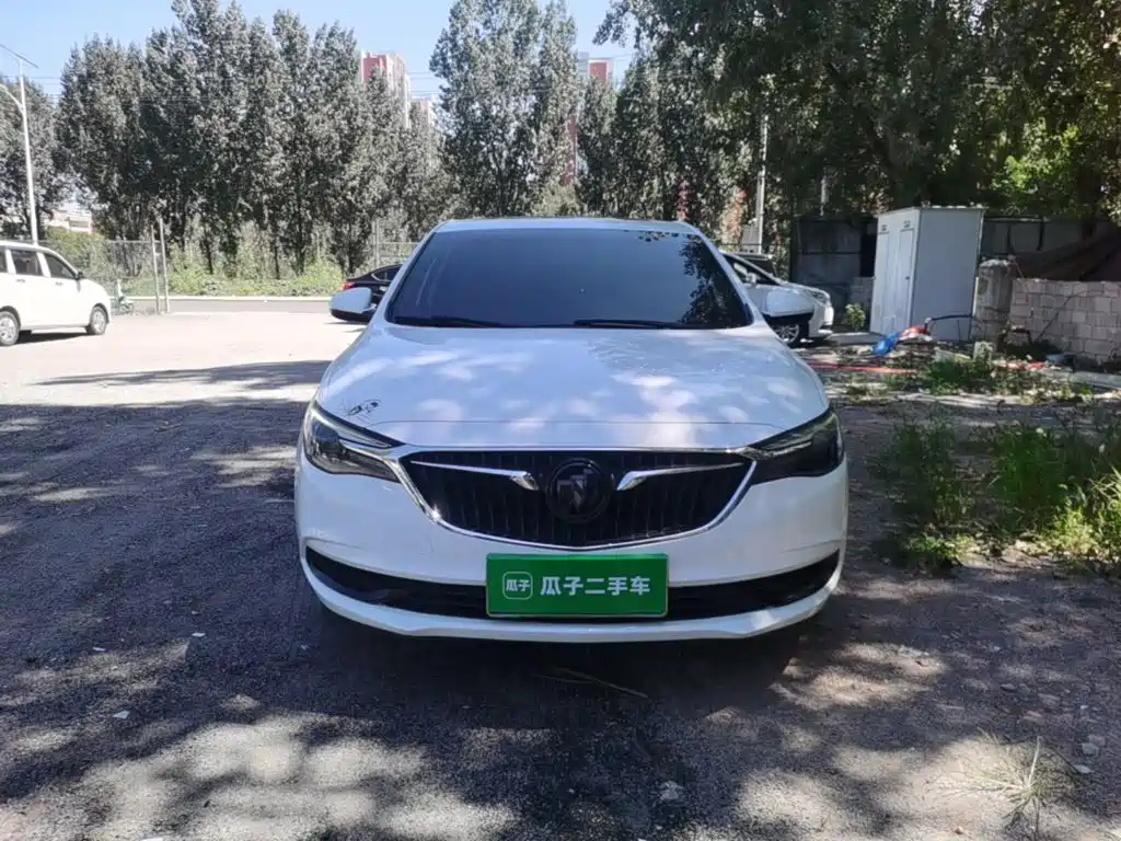 Buick Excelle — миниатюра 3
