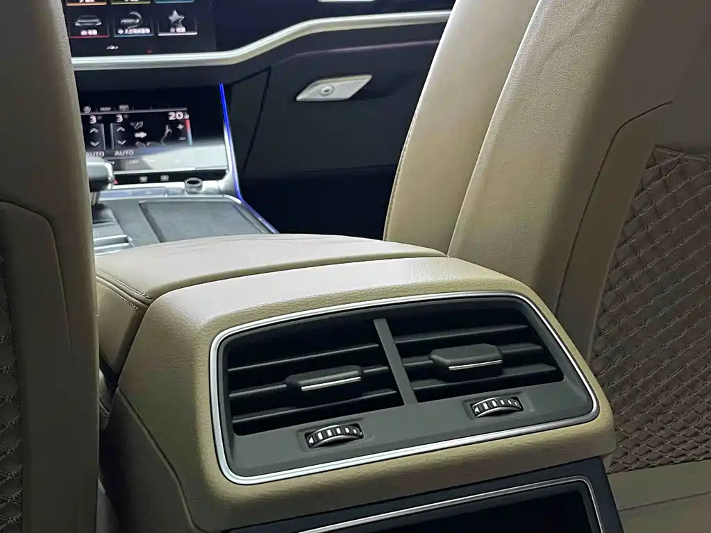 Audi A6L — миниатюра 28