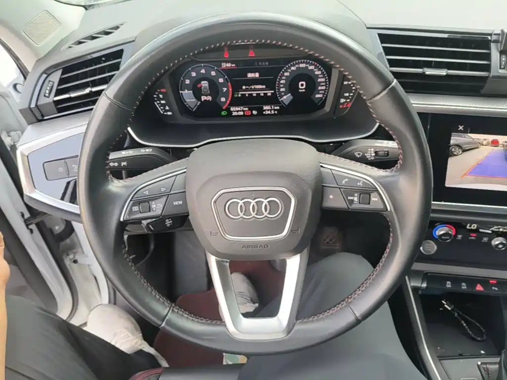 Audi Q3 — миниатюра 11