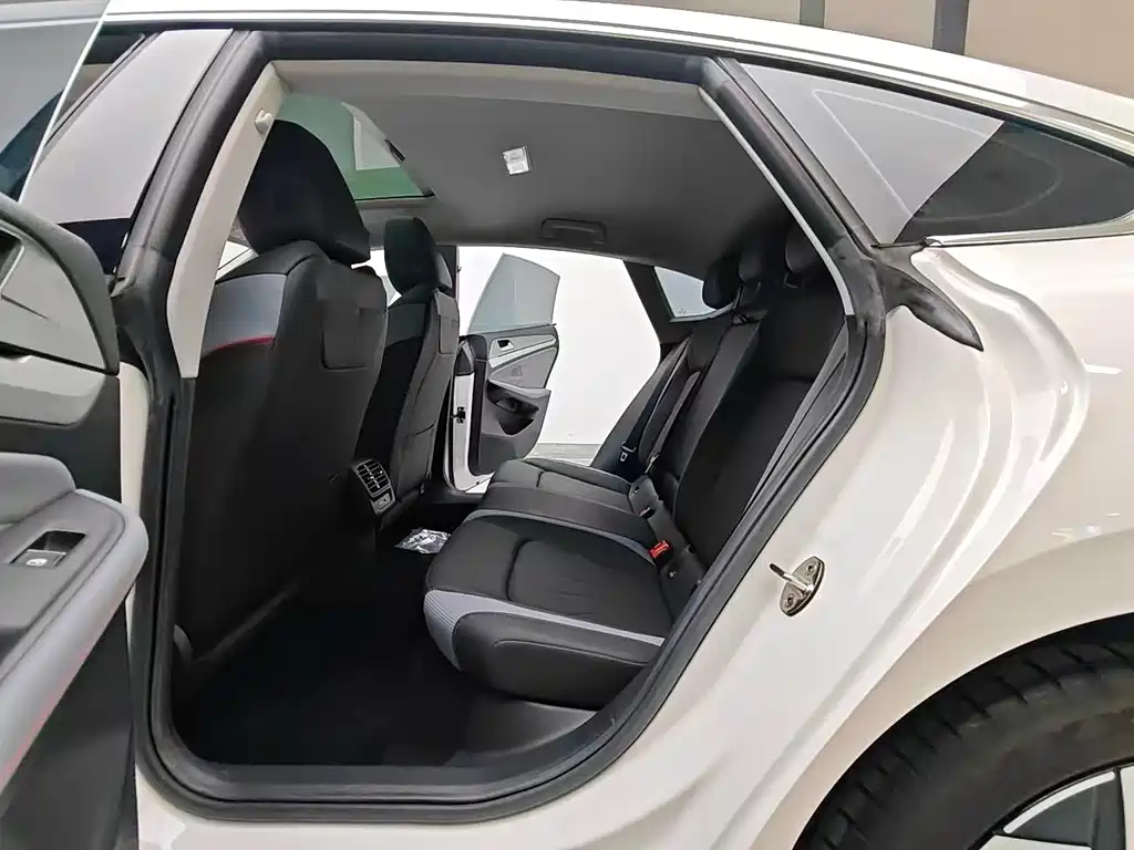 Volkswagen Lamando — миниатюра 16