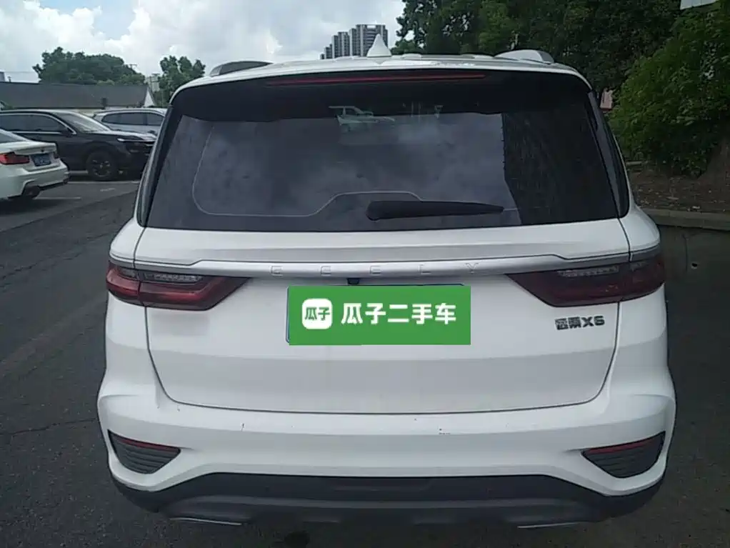 Geely Vision X6 — миниатюра 6