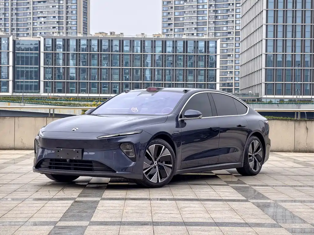 NIO ET7