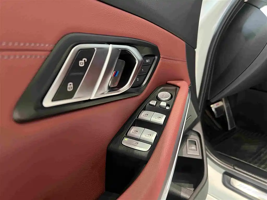 BMW 3 Series — миниатюра 21