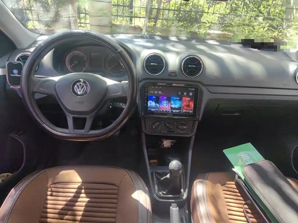 Volkswagen Jetta — миниатюра 5