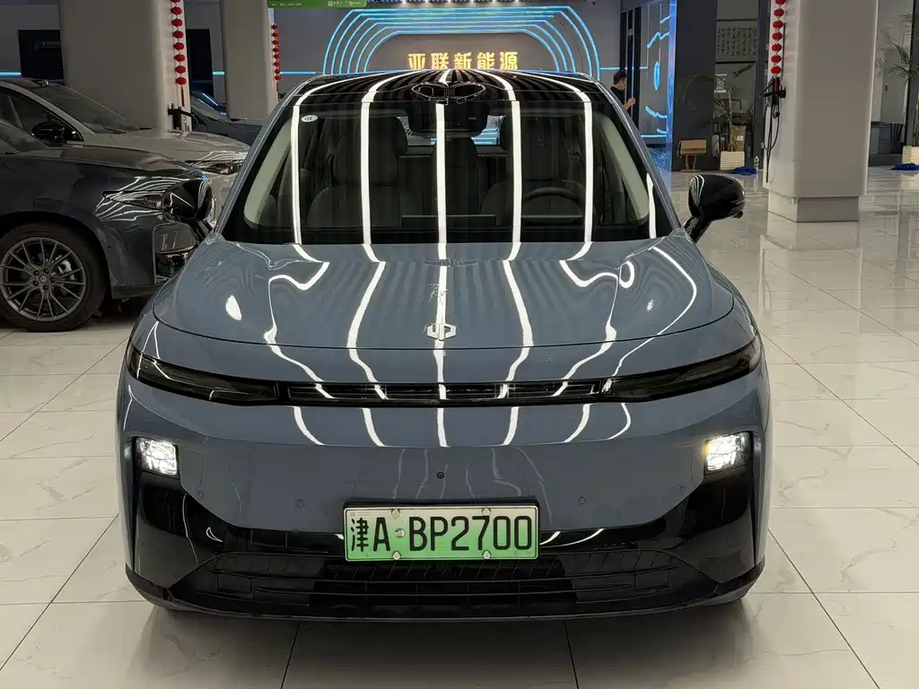 Leapmotor Leapmotor B10 — миниатюра 2