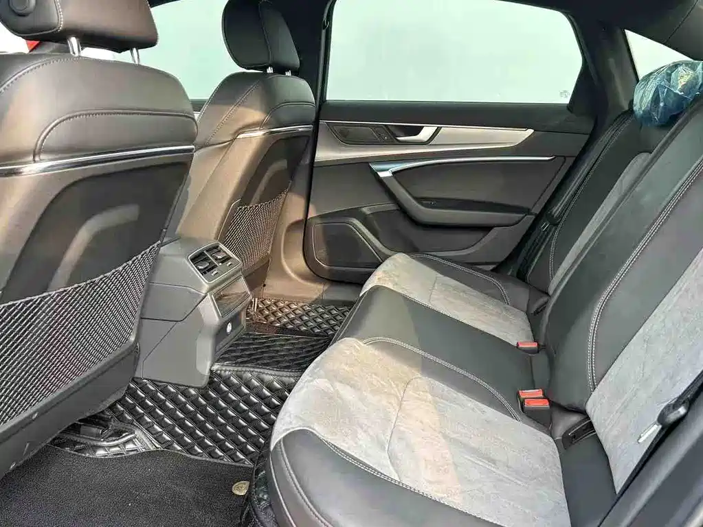 Audi A6L 2020 40 TFSI Luxury