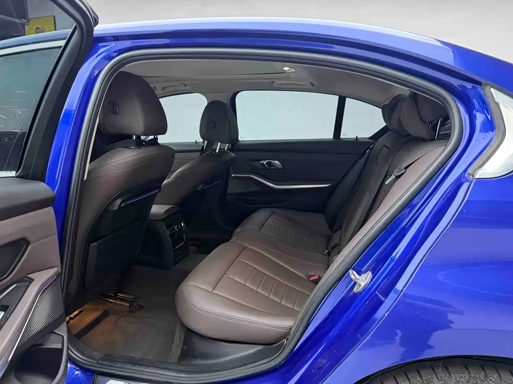 BMW 3 Series — миниатюра 5