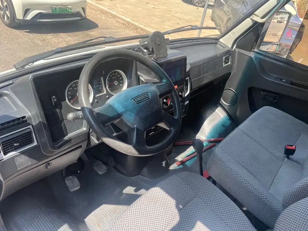 IVECO Daily — миниатюра 14