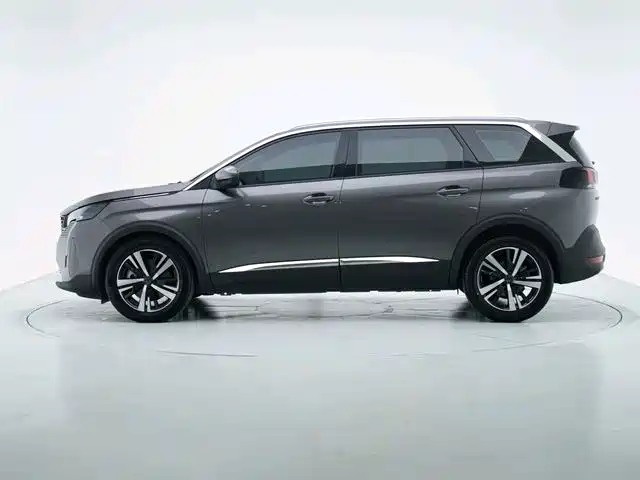 Peugeot 5008 — миниатюра 7