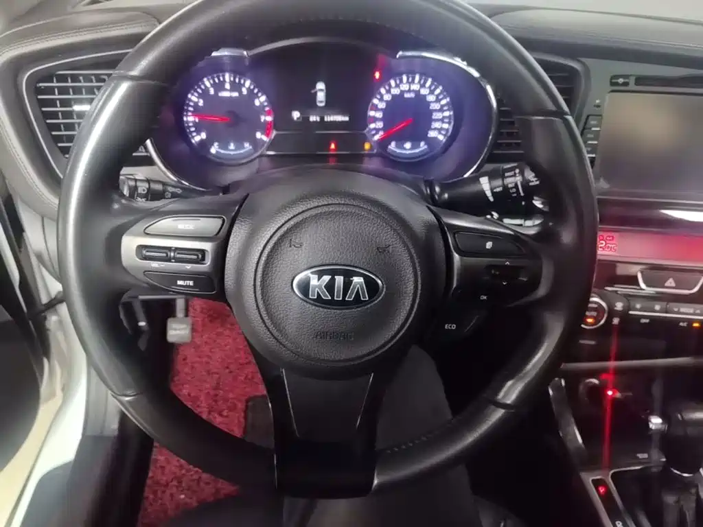 Kia K5 — миниатюра 11