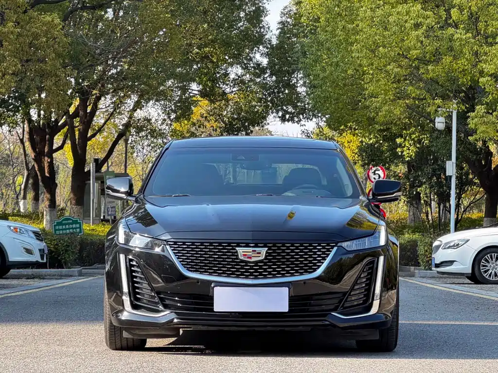 Cadillac CT5 — миниатюра 2