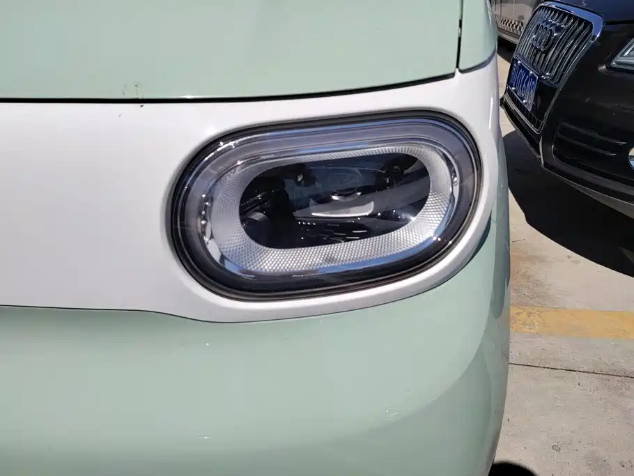 Wuling MINIEV — миниатюра 5