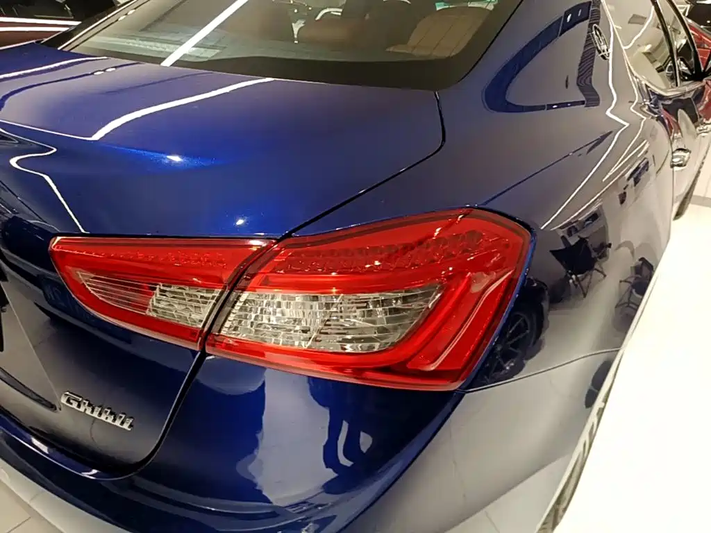 Maserati Ghibli — миниатюра 8