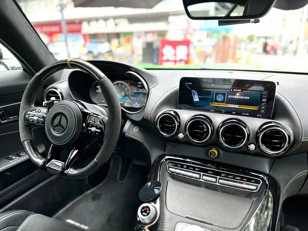 Mercedes-Benz AMG GT — миниатюра 12