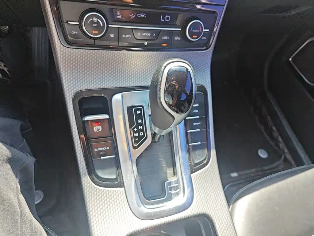 Geely Emgrand GS — миниатюра 14
